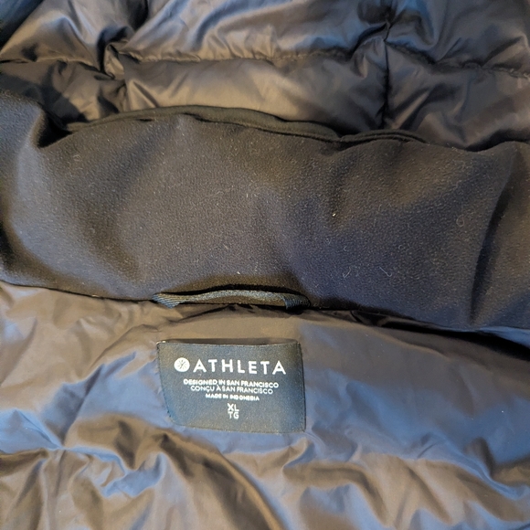 Athleta Rainout Outbound Parka - Picture 11 of 13